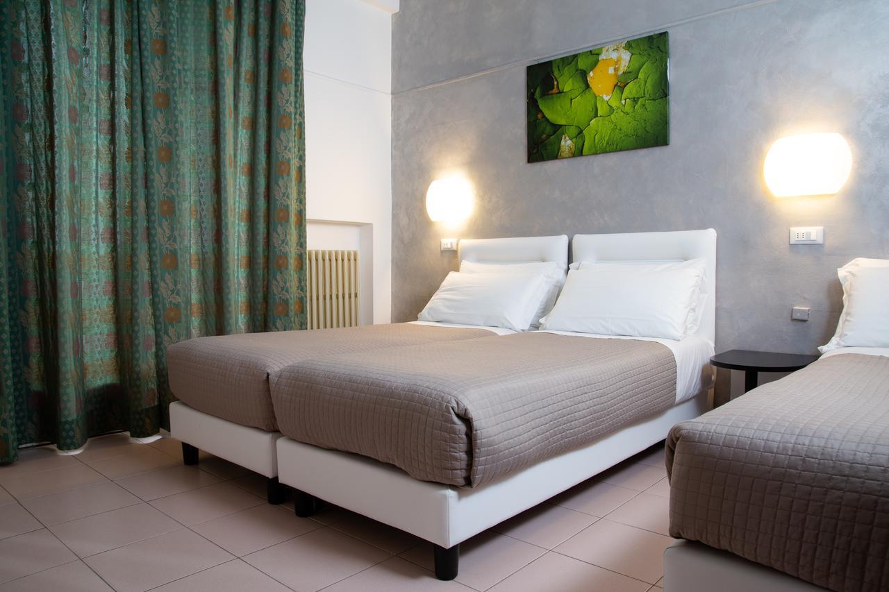 Hotel Columbia Marina Romea Exteriér fotografie