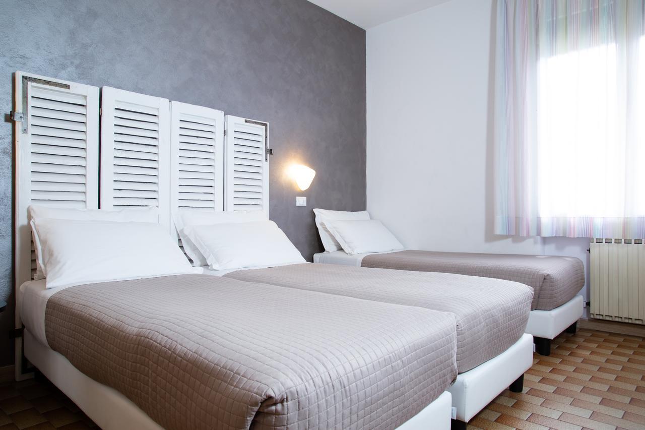 Hotel Columbia Marina Romea Exteriér fotografie